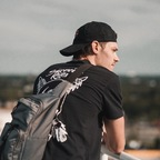 OnlyFans profil resmi aeriessteele