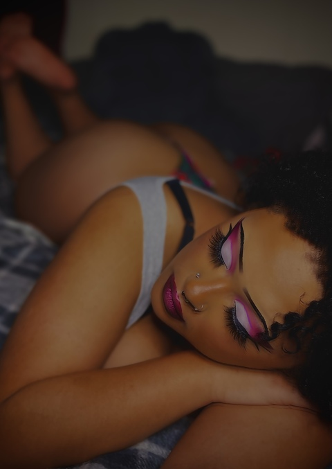 Immagine di copertina OnlyFans alanaamarie2