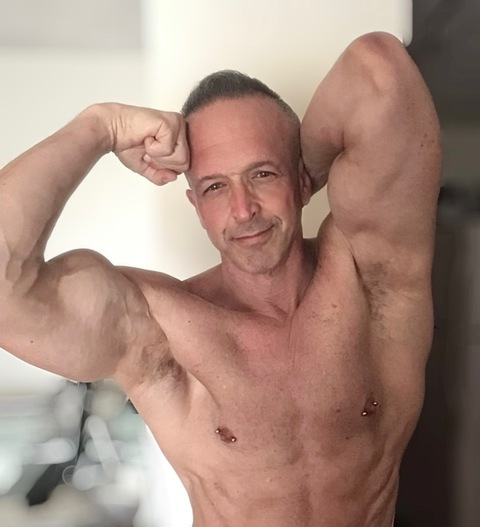 OnlyFans üst resmi alexangelxyz