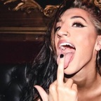 OnlyFansのプロフィール写真alonelola