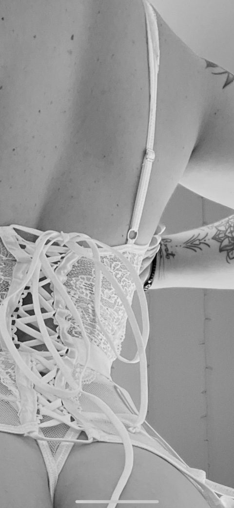 Image d'en-tête OnlyFans alvesm