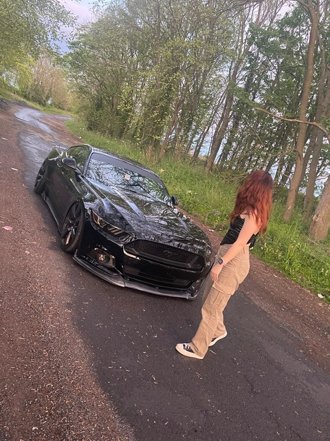 OnlyFans Titelbild angelinked