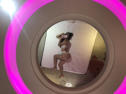 Снимка на заглавие на OnlyFans angevaalen