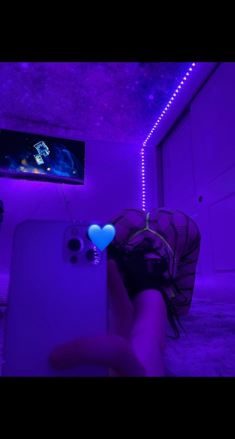 OnlyFans üst resmi annaxbananaa