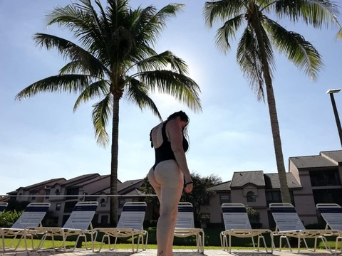 OnlyFans हेडर तस्वीर anyurifans