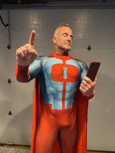 Image d'en-tête OnlyFans apollo2336