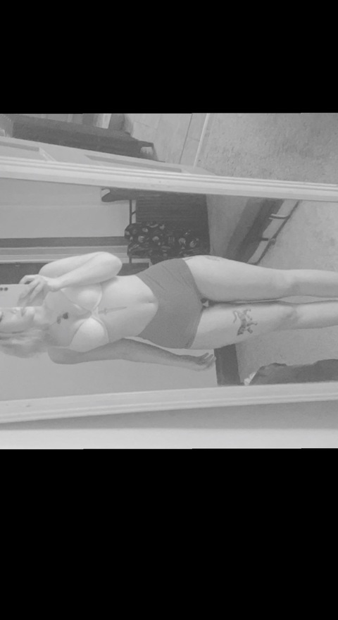 OnlyFans हेडर तस्वीर ariess1ut