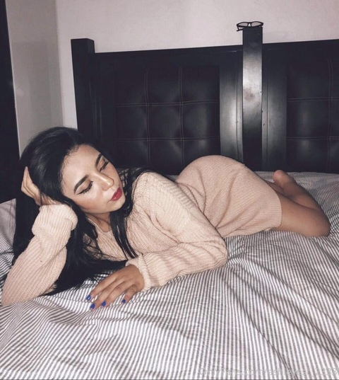 OnlyFans हेडर तस्वीर ashleyest_236630