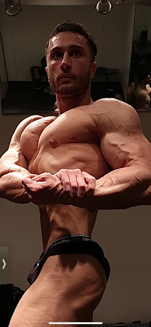 OnlyFans Titelbild ashypoooo