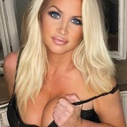 OnlyFansのプロフィール写真avalynn_daniels