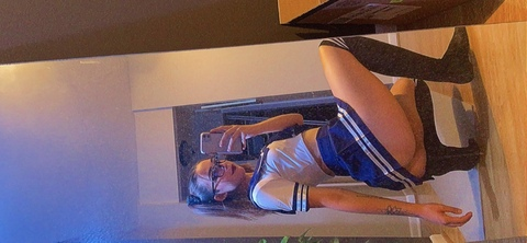 صورة رأس OnlyFans avarouxxx