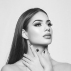 OnlyFansのプロフィール写真ayannakl