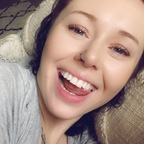 OnlyFansのプロフィール写真azoralynn