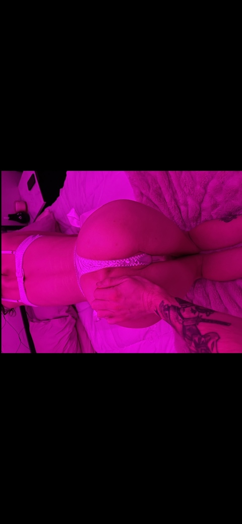 OnlyFansヘッダー写真 baby.ghost