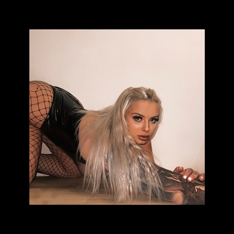 Снимка на заглавие на OnlyFans barbieanni.99