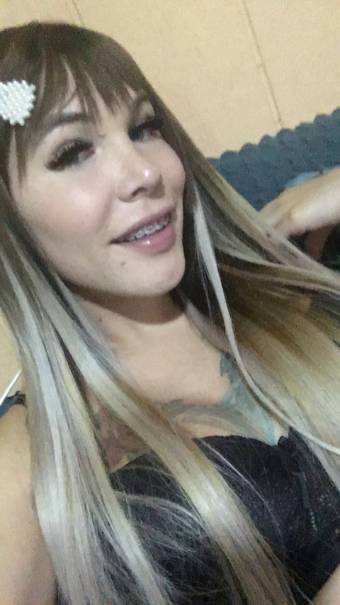 Image d'en-tête OnlyFans barbiejanysytodo