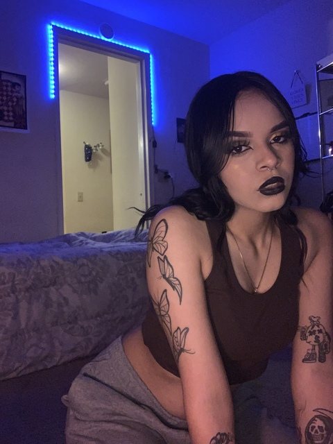 Снимка на заглавие на OnlyFans barbiieriicandoll