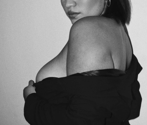 OnlyFans üst resmi bbhoe