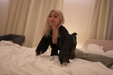 OnlyFans हेडर तस्वीर bjqueemenda