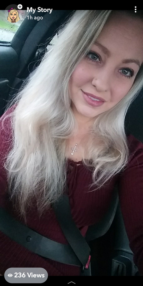 OnlyFans üst resmi blonde_honey22