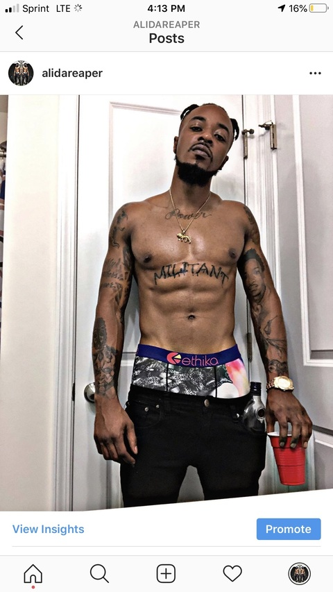 Image d'en-tête OnlyFans bluehaze200