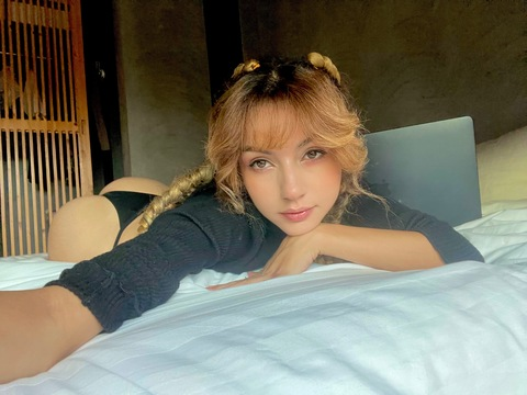 Снимка на заглавие на OnlyFans bonnierabbit