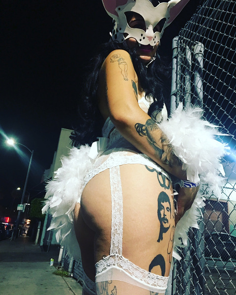 OnlyFans kopafbeelding brujafox