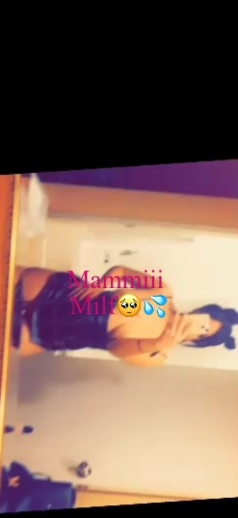 OnlyFans 헤더 사진 bunnyyplays