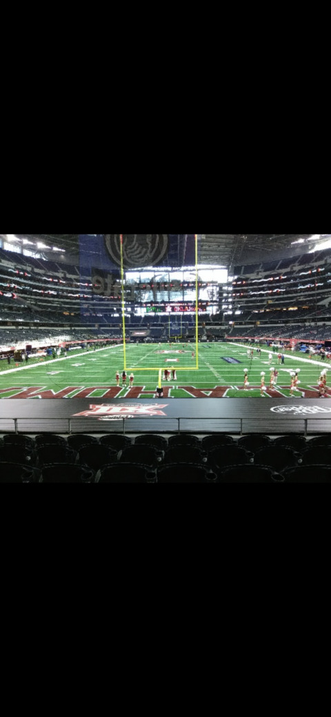 Immagine di copertina OnlyFans burch