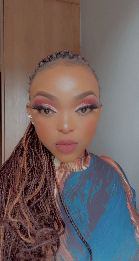 OnlyFans हेडर तस्वीर bustylwa