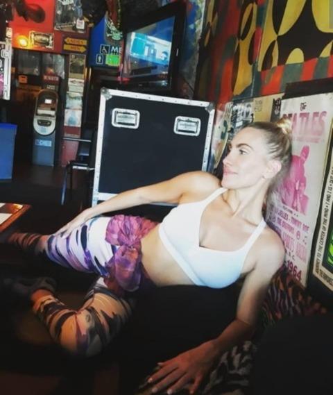 OnlyFans हेडर तस्वीर butterflydancer7