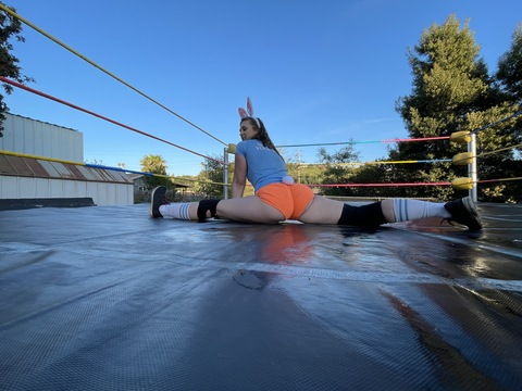 OnlyFans हेडर तस्वीर buttwrestling