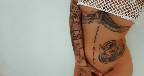 OnlyFans üst resmi bvdmisssy