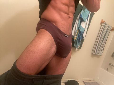 OnlyFans हेडर तस्वीर cam.mom