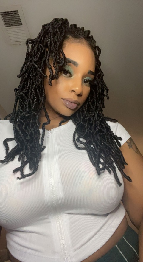 OnlyFans üst resmi caramelcakezzz