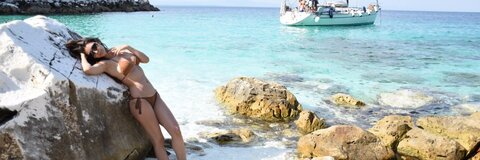 OnlyFansヘッダー写真 caylinlive