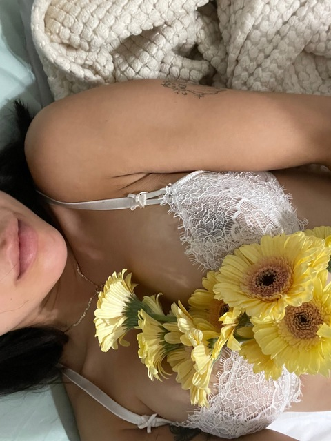 Imagen de encabezado de OnlyFans de cecethebrat