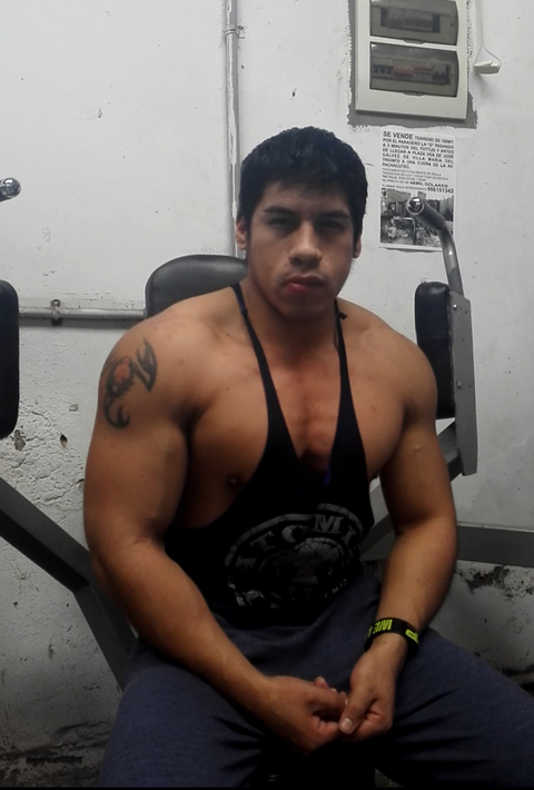 Image d'en-tête OnlyFans cesaledo