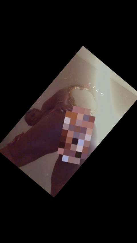 OnlyFansヘッダー写真 charitya