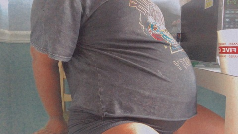 Gambar header OnlyFans chubbiibunniiluv