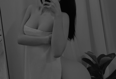 Gambar header OnlyFans chutnina