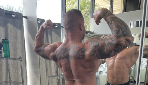 OnlyFans हेडर तस्वीर clydexxxl69