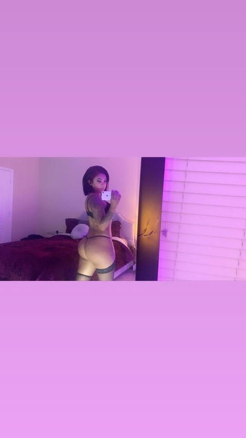 Снимка на заглавие на OnlyFans cmilann