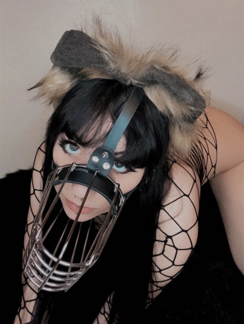 OnlyFans Titelbild coffee_and_coffins