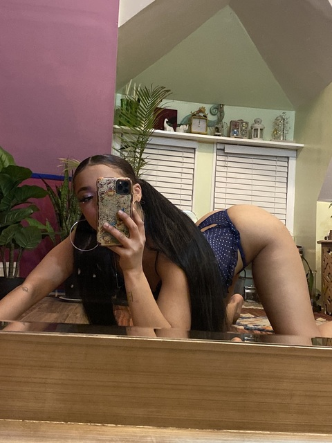 Снимка на заглавие на OnlyFans colekowal