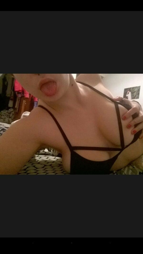 OnlyFansヘッダー写真 cotiii_16