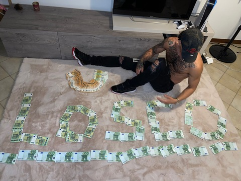 Gambar header OnlyFans coupleshiit