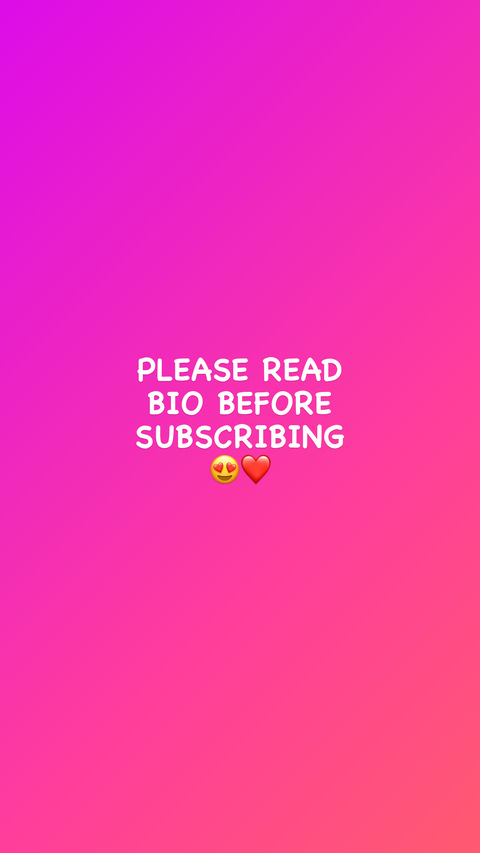 OnlyFans üst resmi creamievanella