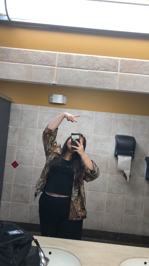 Снимка на заглавие на OnlyFans cristinae