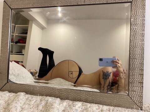 Imagem de cabeçalho do OnlyFans cutebutlakra